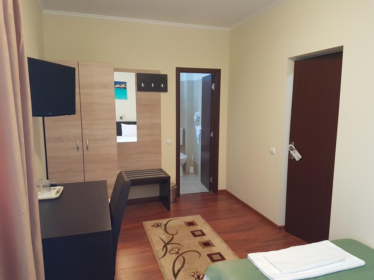 Hotel New Baia Mare Exterior photo